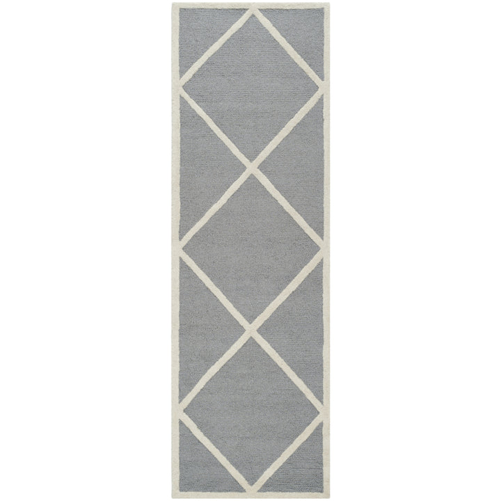 SAFAVIEH Cambridge CAM136D Handmade Silver /Ivory Rug Image 5