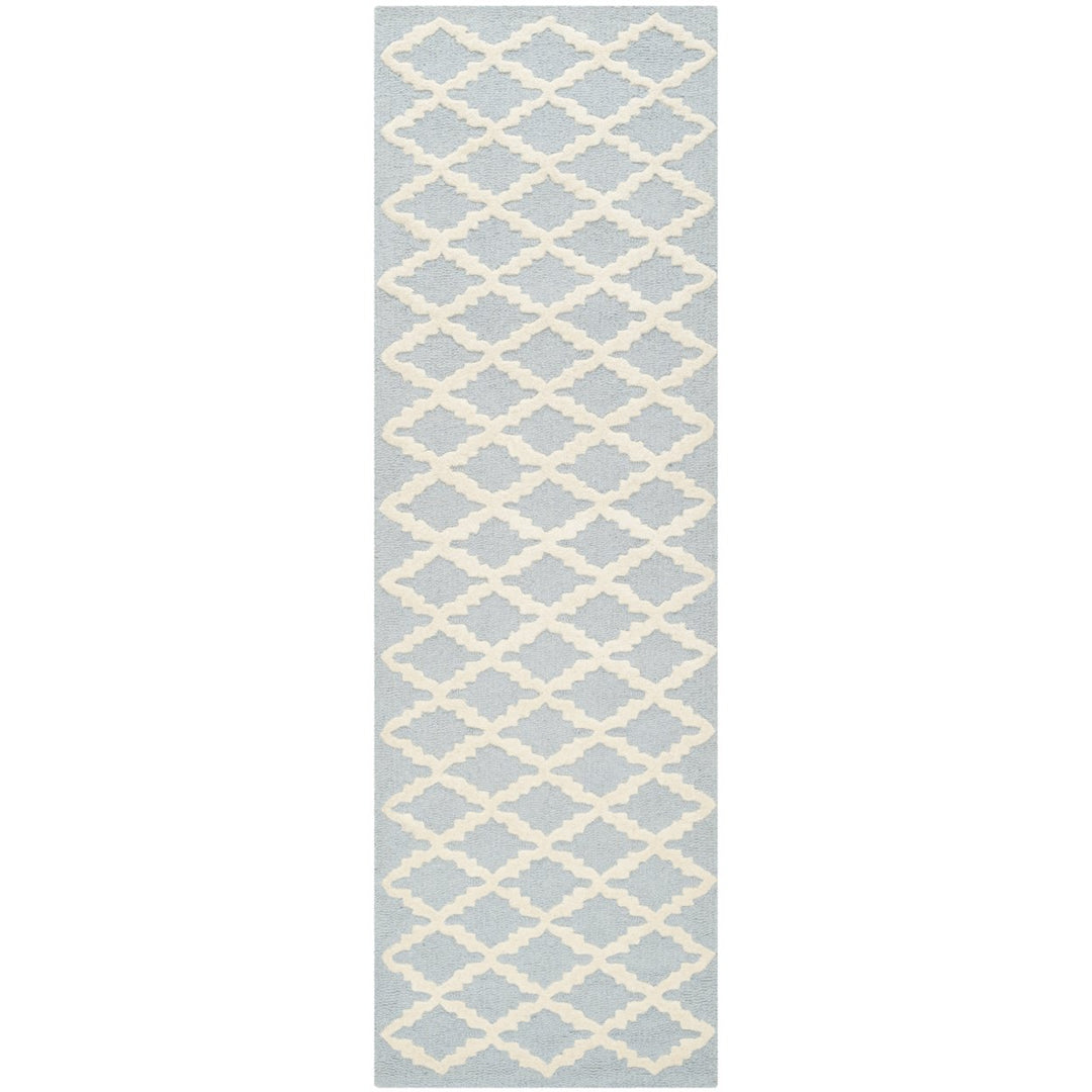 SAFAVIEH Cambridge CAM137A Light Blue / Ivory Rug Image 5