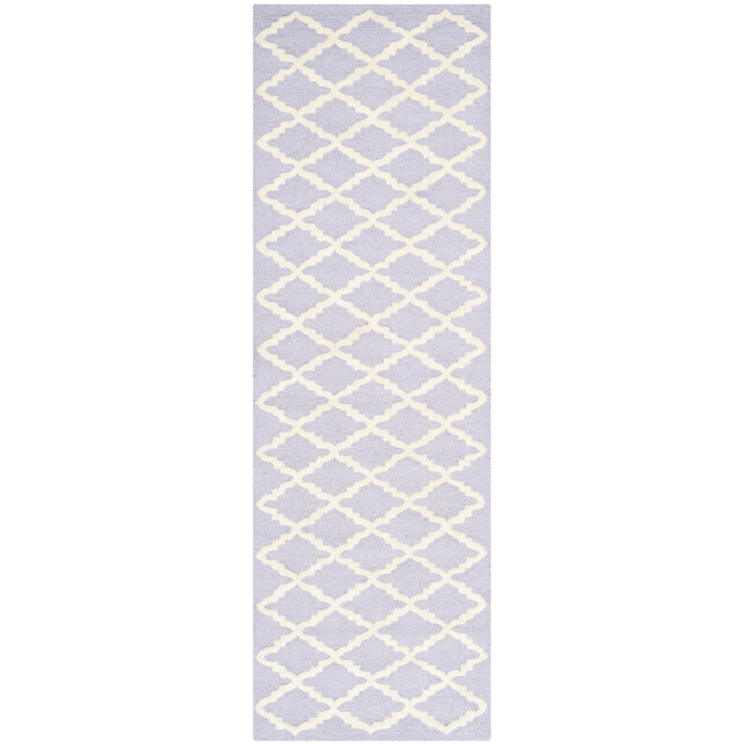 SAFAVIEH Cambridge CAM137C Lavender / Ivory Rug Image 5