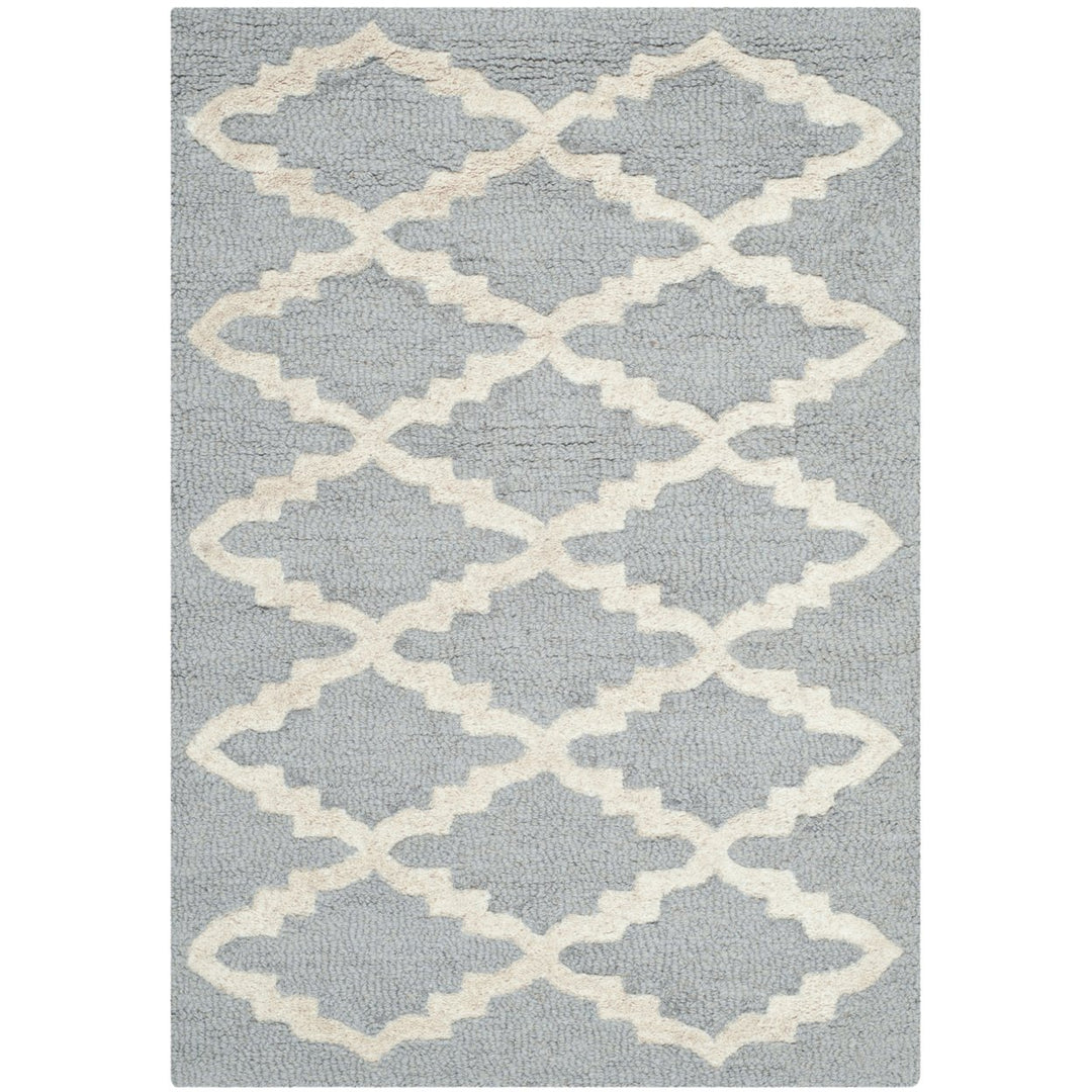 SAFAVIEH Cambridge CAM137D Handmade Silver /Ivory Rug Image 8