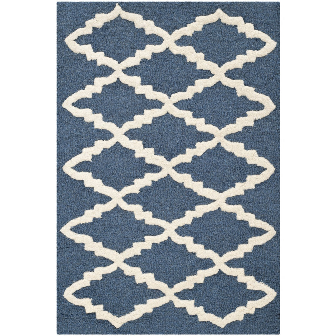 SAFAVIEH Cambridge CAM137G Handmade Navy / Ivory Rug Image 8