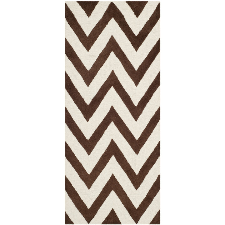 SAFAVIEH Cambridge CAM139H Dark Brown / Ivory Rug Image 5