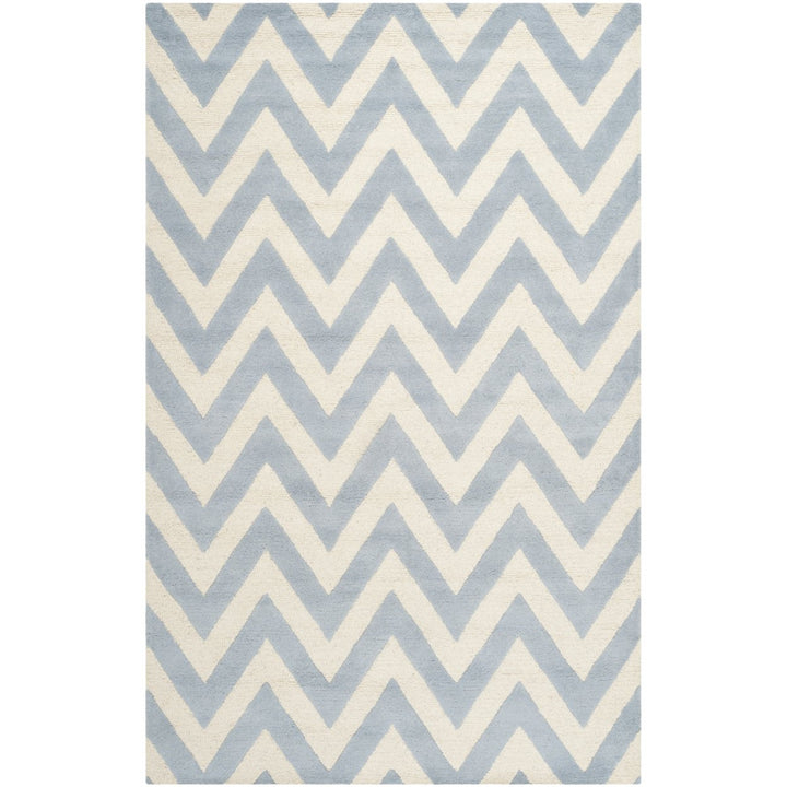 SAFAVIEH Cambridge CAM139A Light Blue / Ivory Rug Image 8