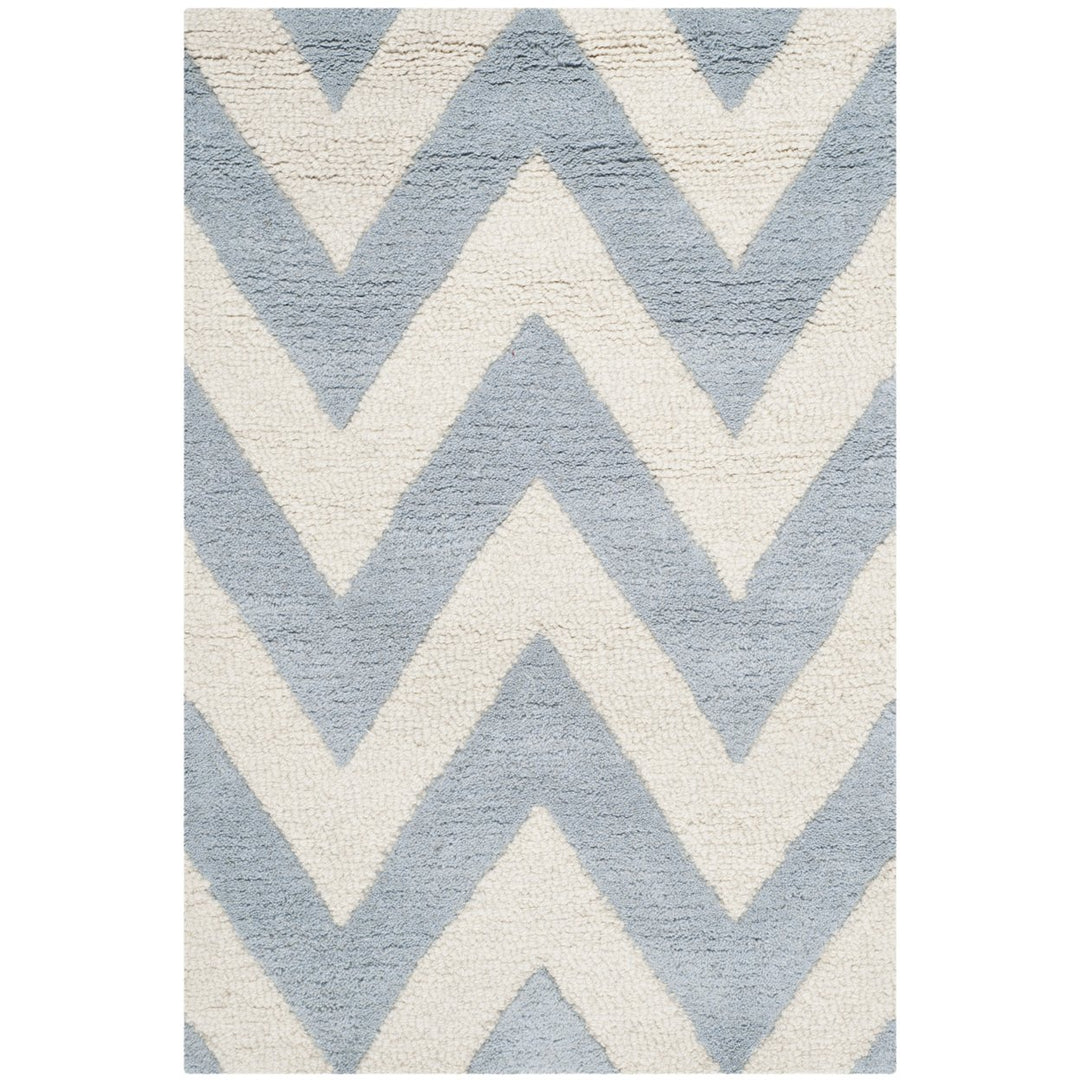 SAFAVIEH Cambridge CAM139A Light Blue / Ivory Rug Image 9