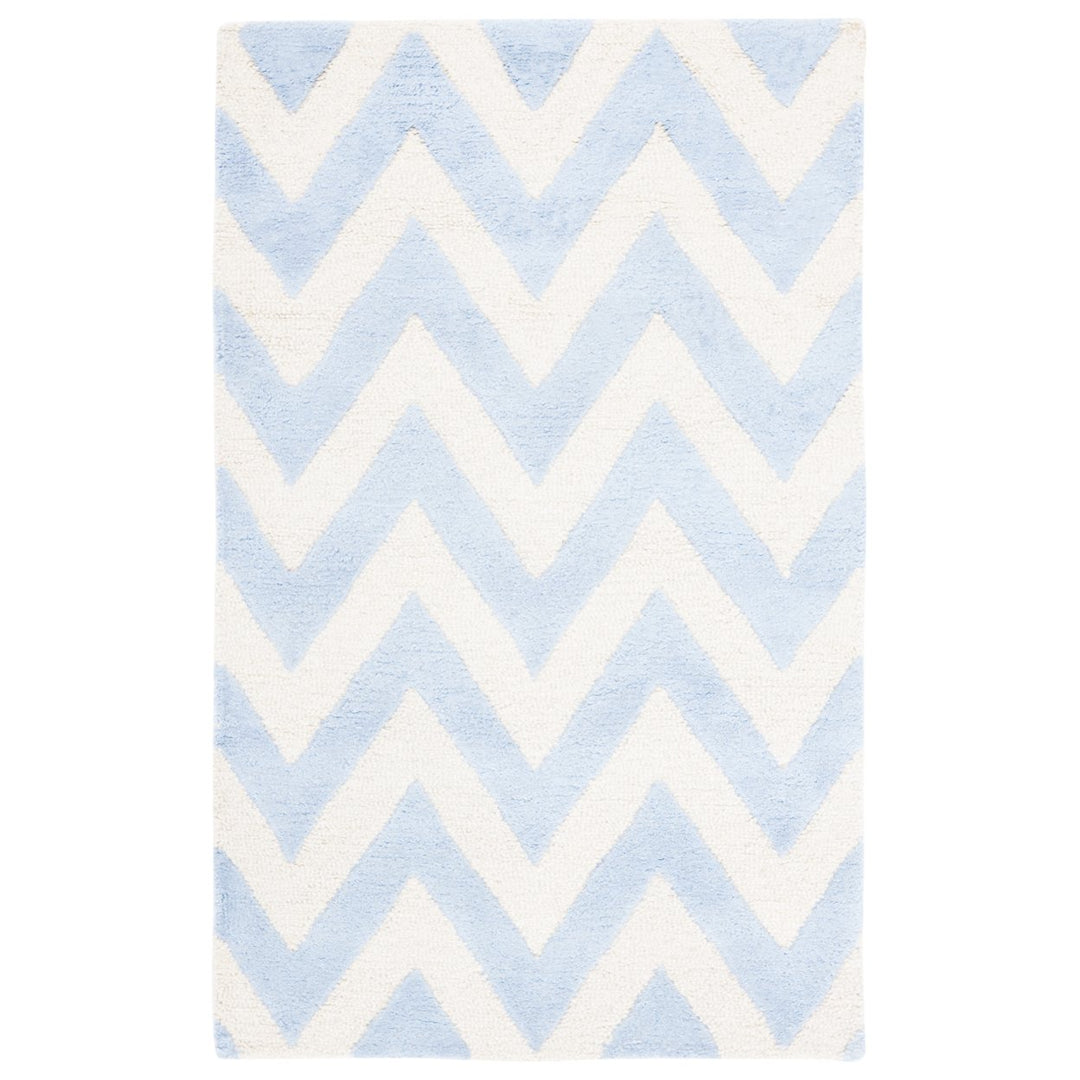 SAFAVIEH Cambridge CAM139A Light Blue / Ivory Rug Image 1