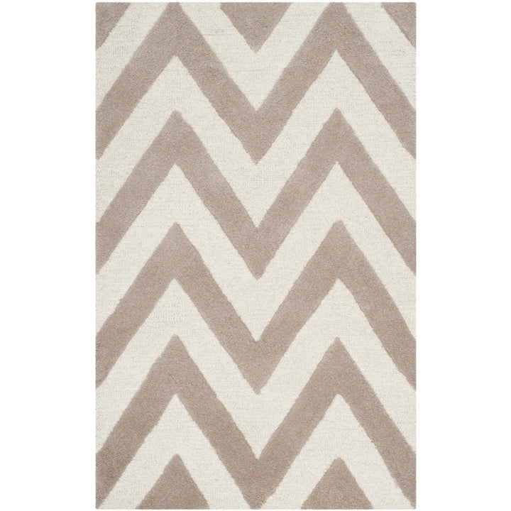 SAFAVIEH Cambridge CAM139J Handmade Beige / Ivory Rug Image 3