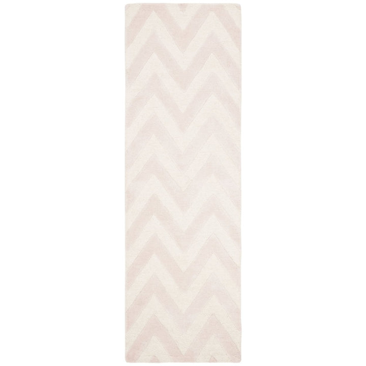 SAFAVIEH Cambridge CAM139M Light Pink / Ivory Rug Image 1