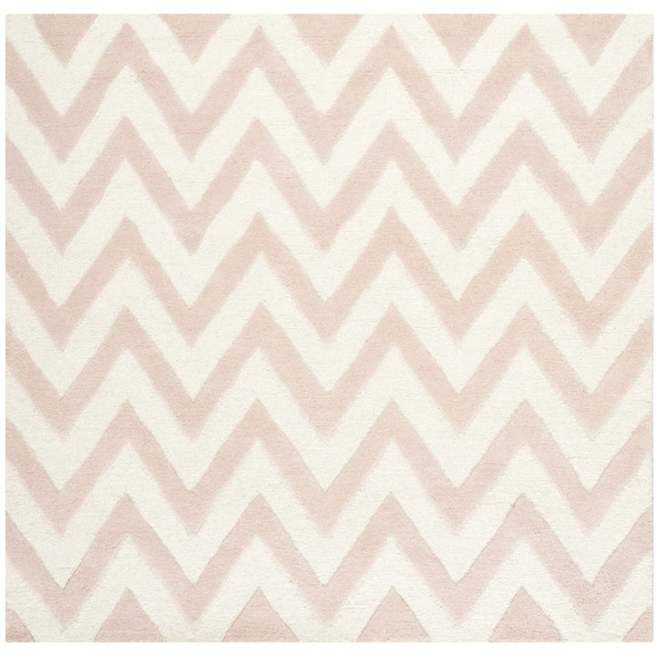 SAFAVIEH Cambridge CAM139M Light Pink / Ivory Rug Image 1