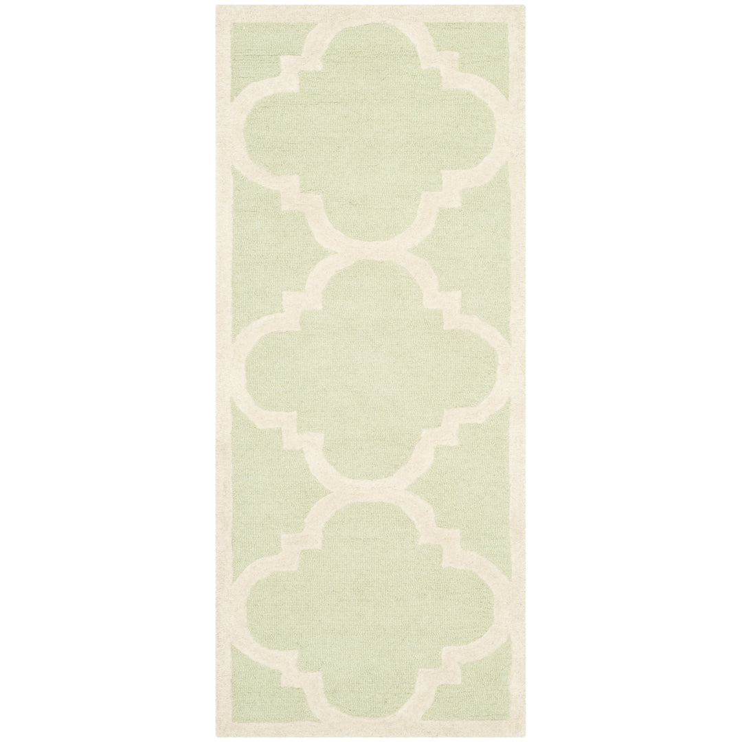 SAFAVIEH Cambridge CAM140B Light Green / Ivory Rug Image 3