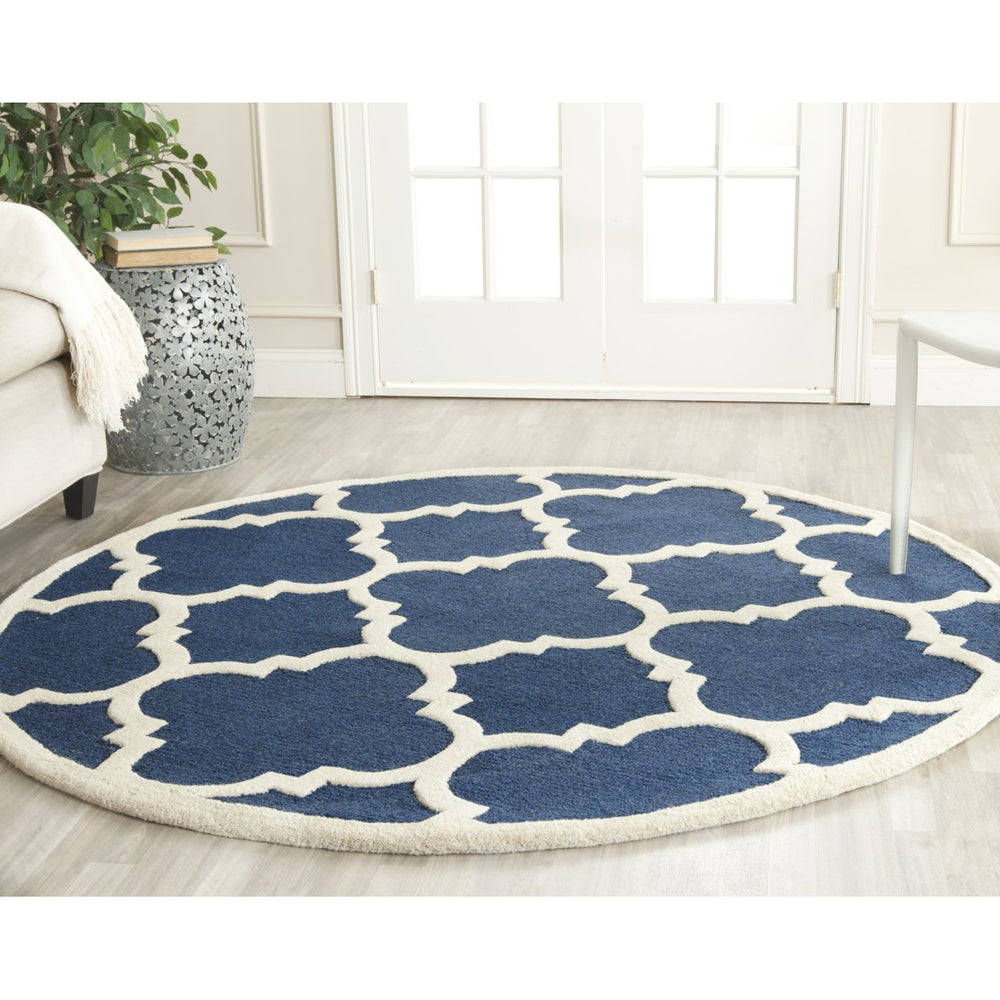 SAFAVIEH Cambridge CAM140G Handmade Navy / Ivory Rug Image 2