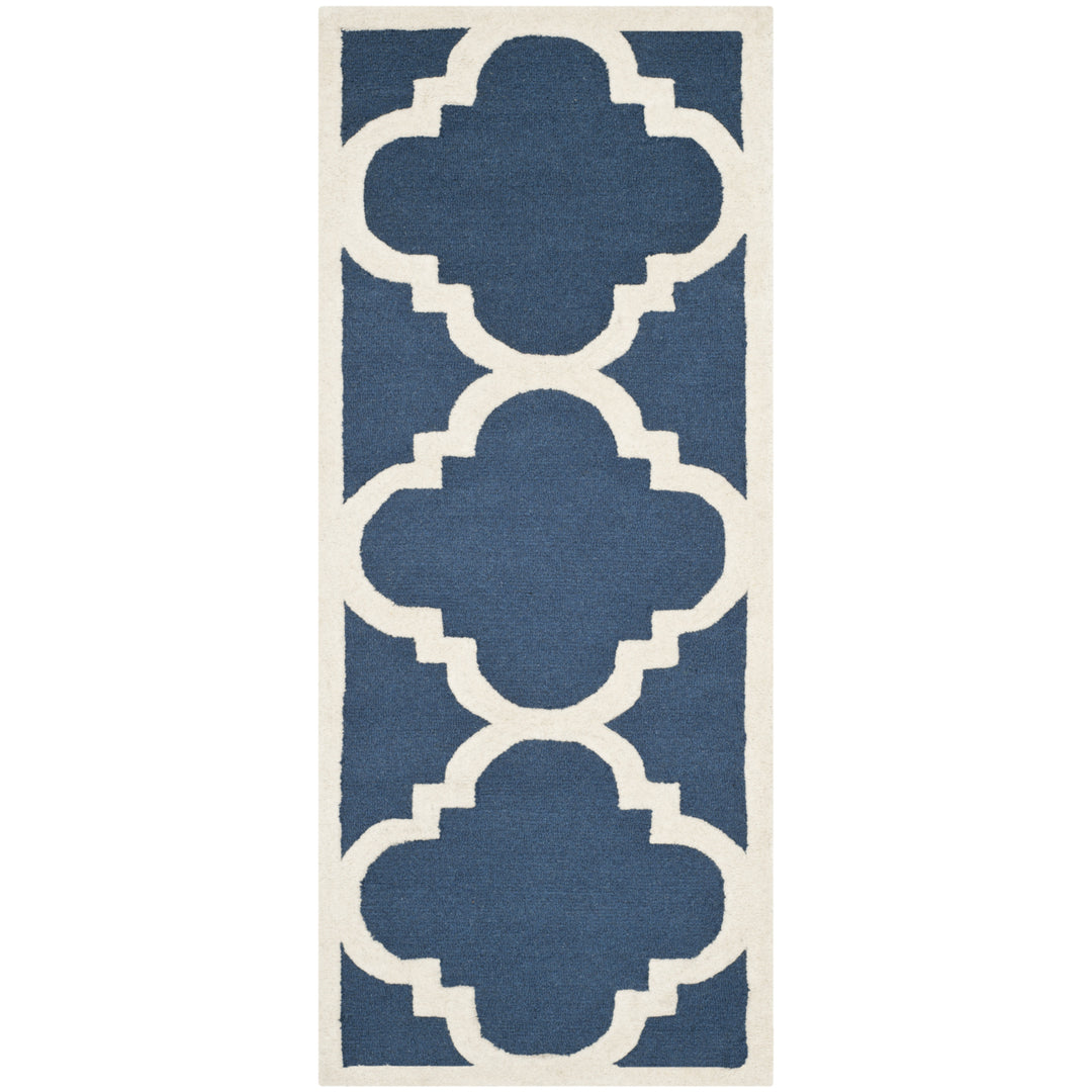 SAFAVIEH Cambridge CAM140G Handmade Navy / Ivory Rug Image 5