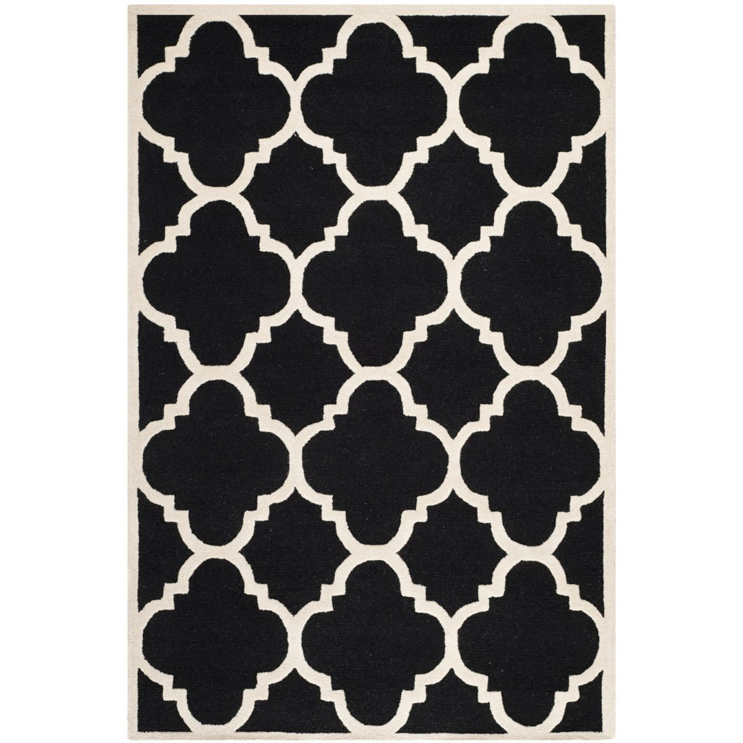 SAFAVIEH Cambridge CAM140E Handmade Black / Ivory Rug Image 7