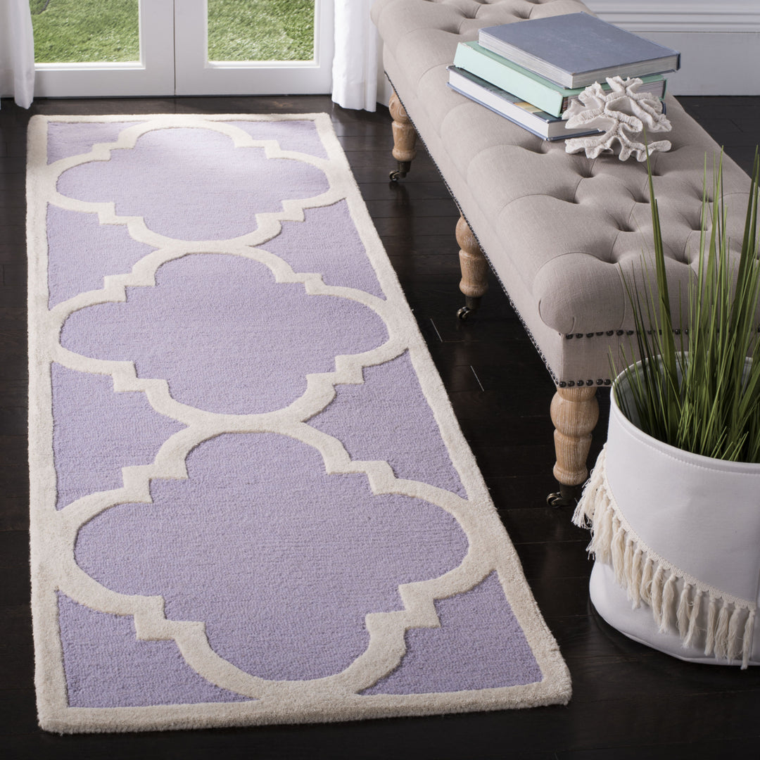 SAFAVIEH Cambridge CAM140C Lavender / Ivory Rug Image 11