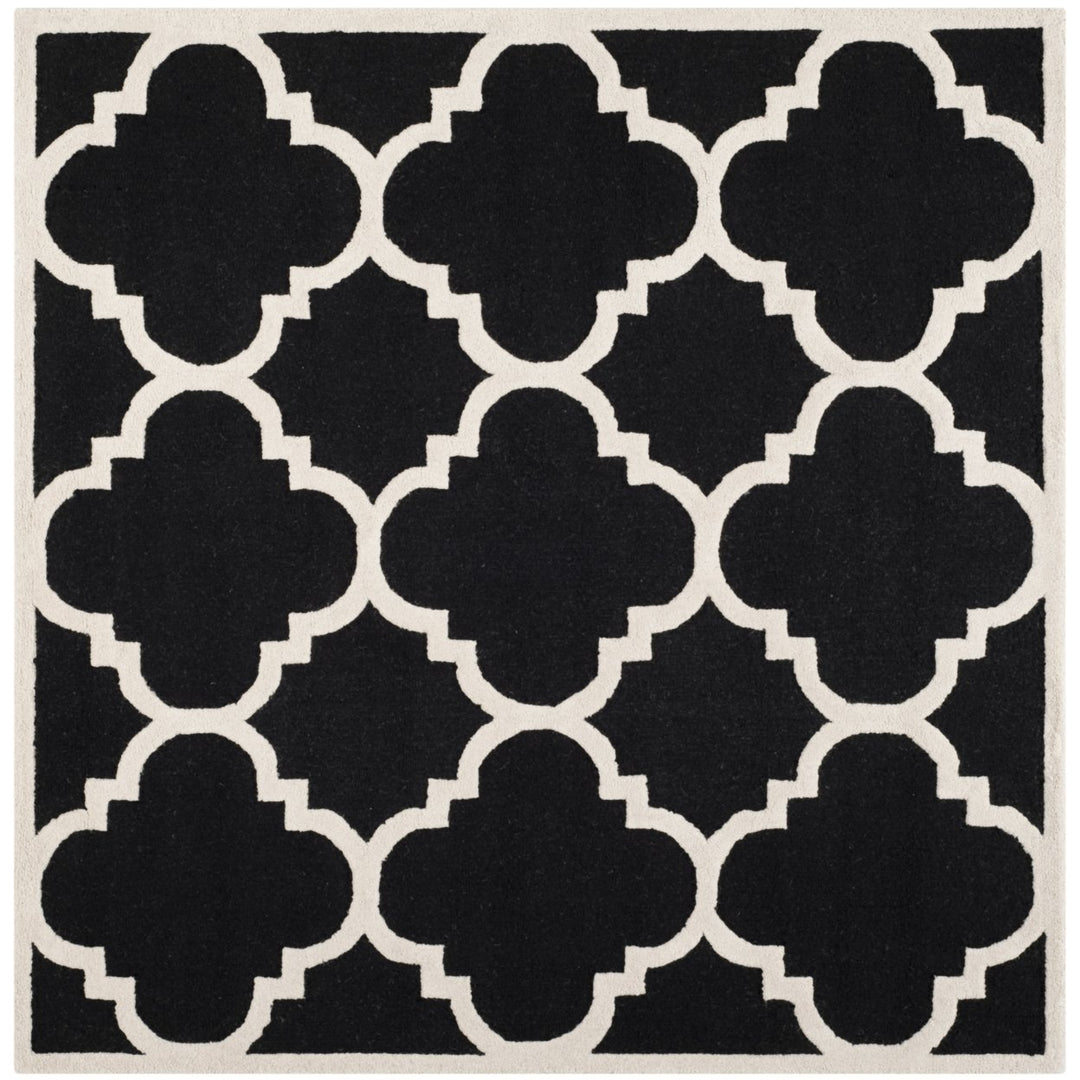 SAFAVIEH Cambridge CAM140E Handmade Black / Ivory Rug Image 9