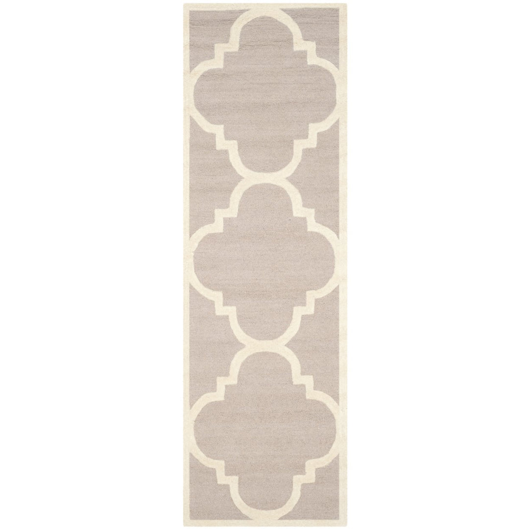 SAFAVIEH Cambridge CAM140J Handmade Beige / Ivory Rug Image 1