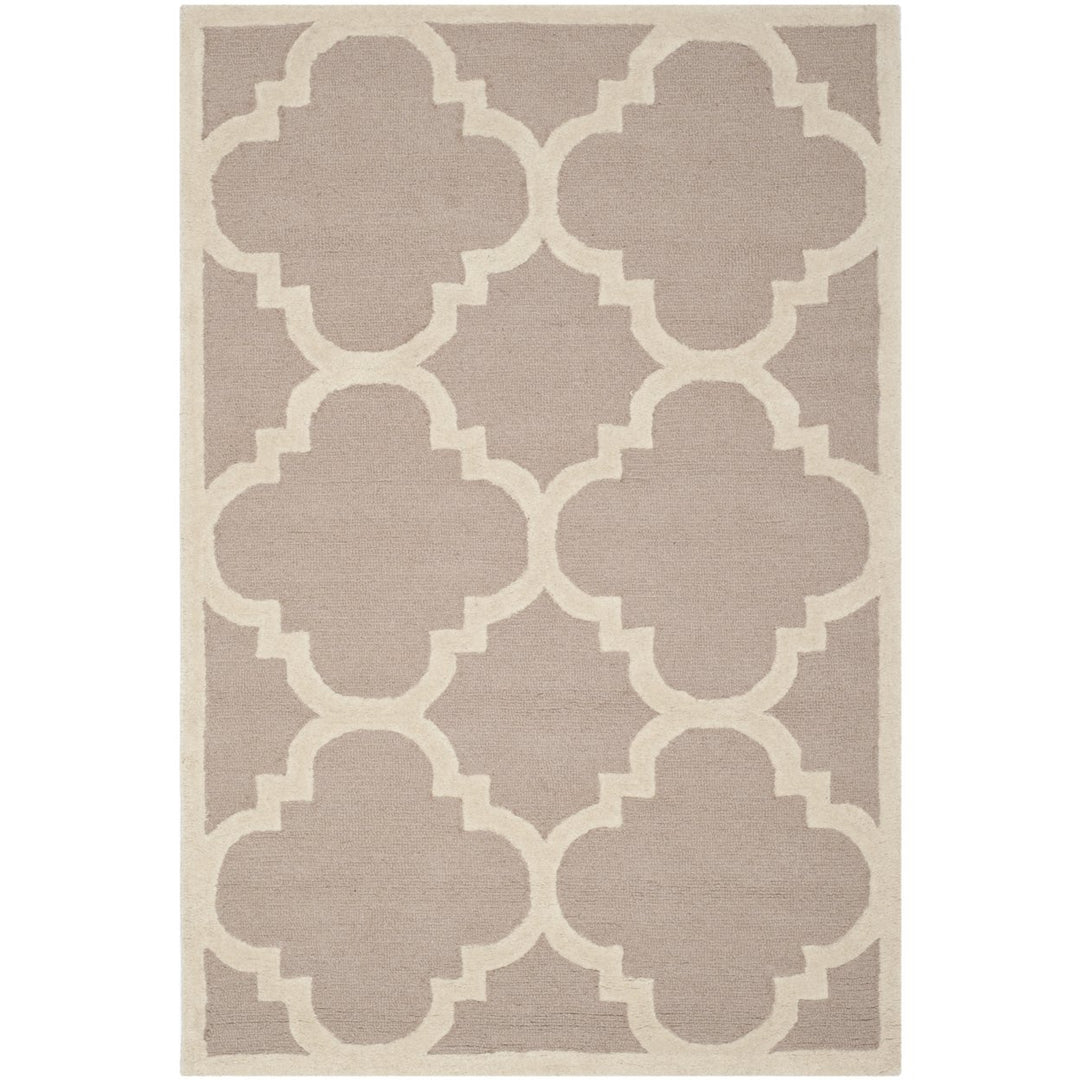 SAFAVIEH Cambridge CAM140J Handmade Beige / Ivory Rug Image 1