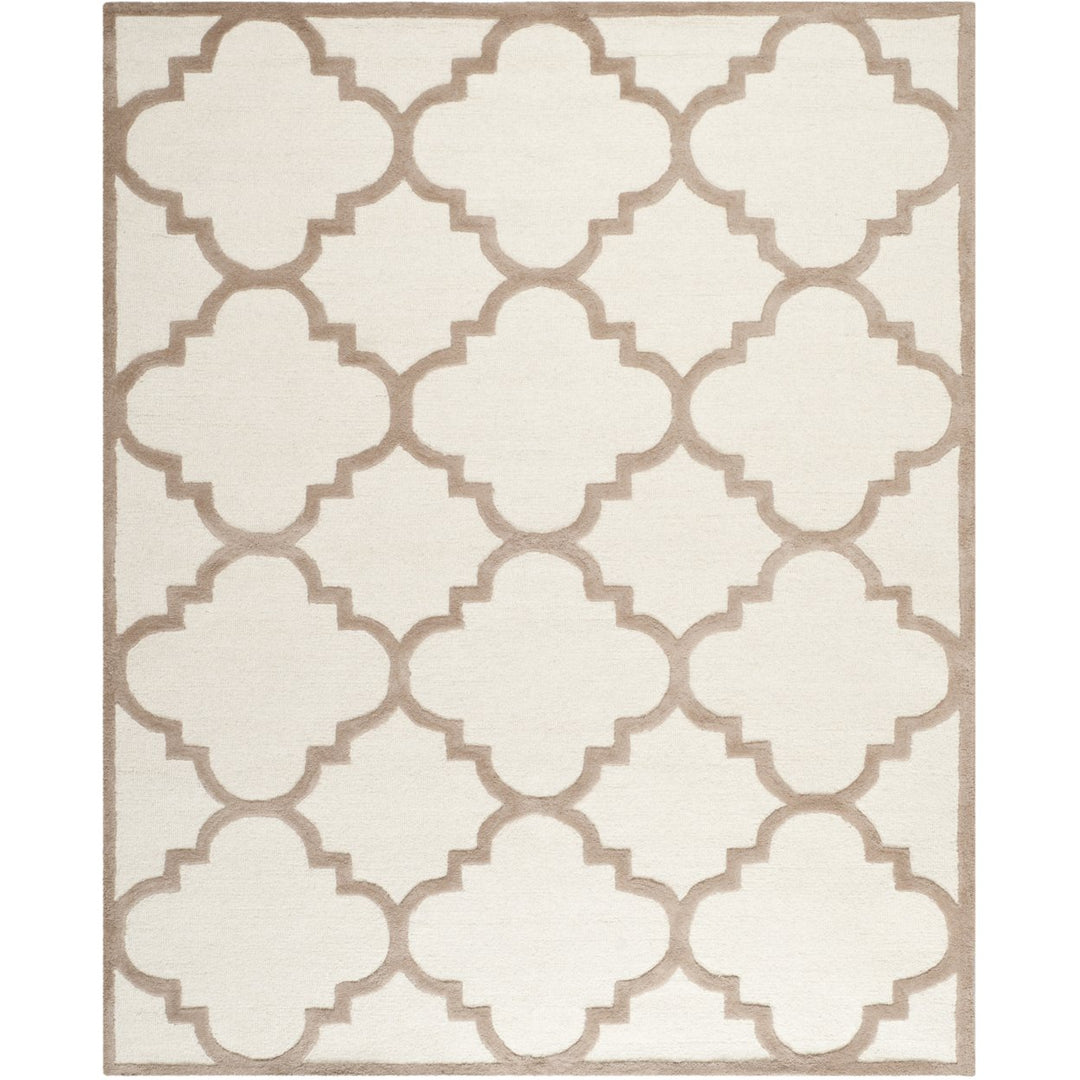 SAFAVIEH Cambridge CAM140P Handmade Ivory / Beige Rug Image 1