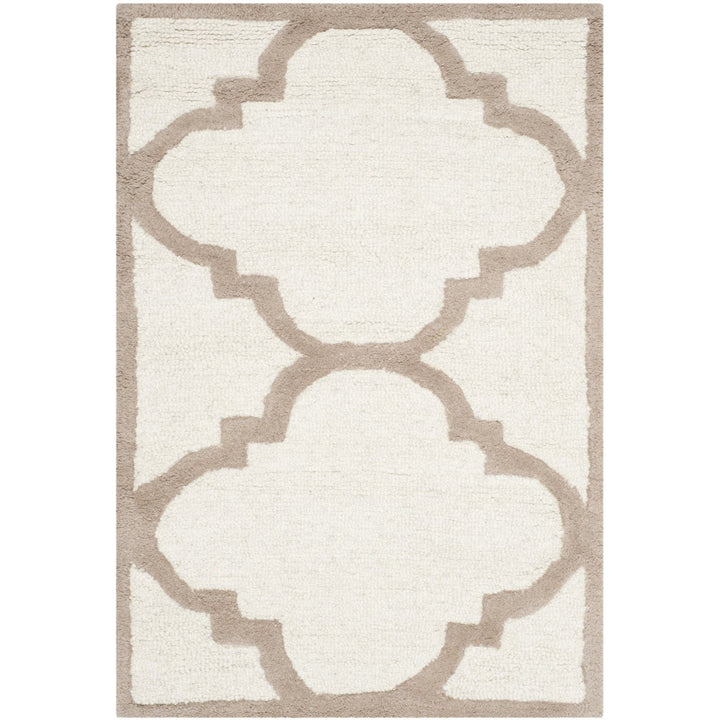 SAFAVIEH Cambridge CAM140P Handmade Ivory / Beige Rug Image 2