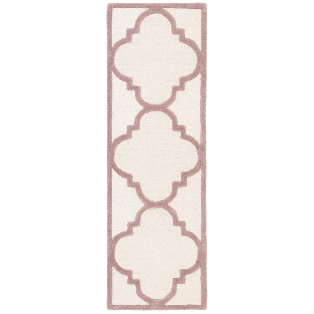 SAFAVIEH Cambridge CAM140P Handmade Ivory / Beige Rug Image 5