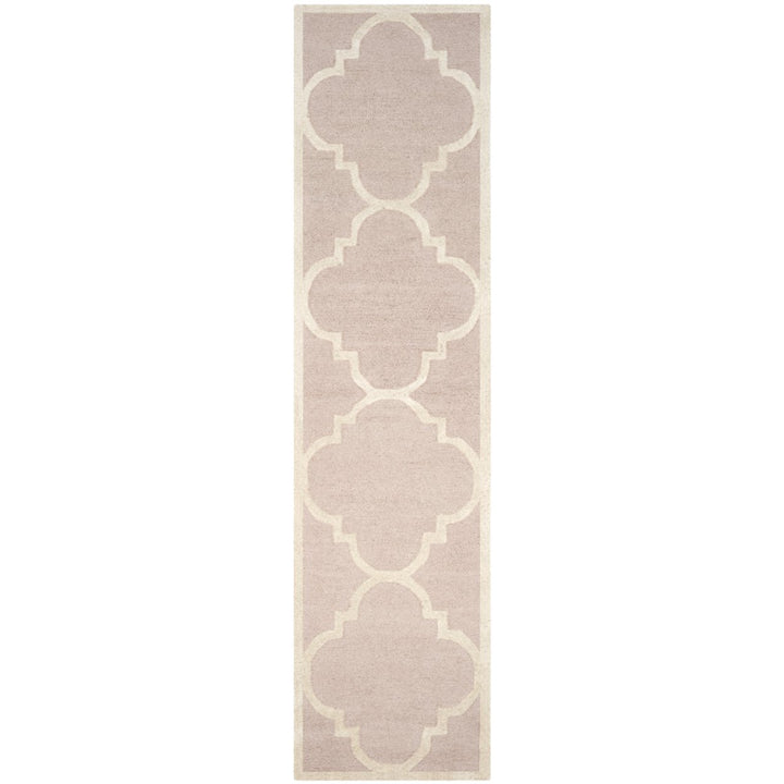 SAFAVIEH Cambridge CAM140M Light Pink / Ivory Rug Image 9