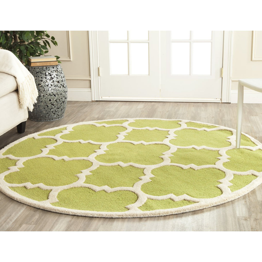 SAFAVIEH Cambridge CAM140T Handmade Green / Ivory Rug Image 10