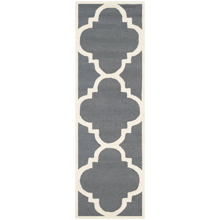 SAFAVIEH Cambridge CAM140X Dark Grey / Ivory Rug Image 5