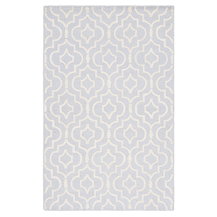 SAFAVIEH Cambridge CAM141A Light Blue / Ivory Rug Image 1