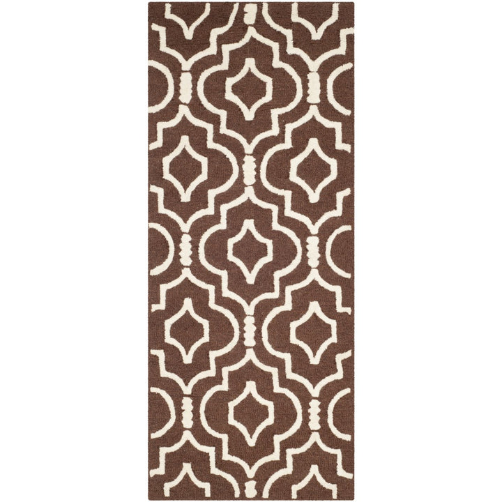 SAFAVIEH Cambridge CAM141H Dark Brown / Ivory Rug Image 5