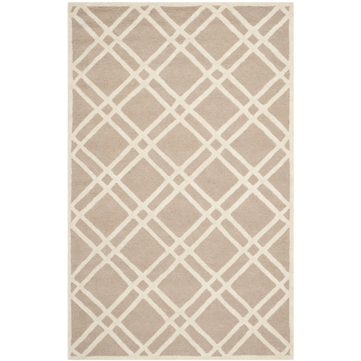 SAFAVIEH Cambridge CAM142J Handmade Beige / Ivory Rug Image 1