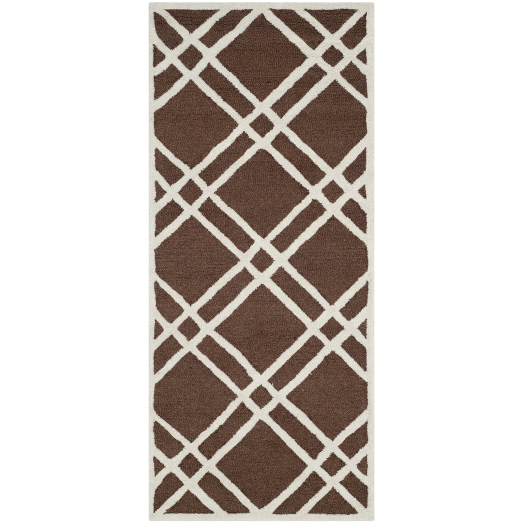 SAFAVIEH Cambridge CAM142H Dark Brown / Ivory Rug Image 3