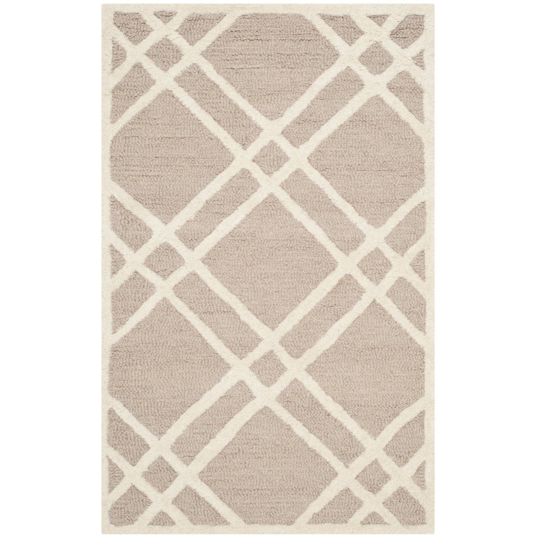 SAFAVIEH Cambridge CAM142J Handmade Beige / Ivory Rug Image 9