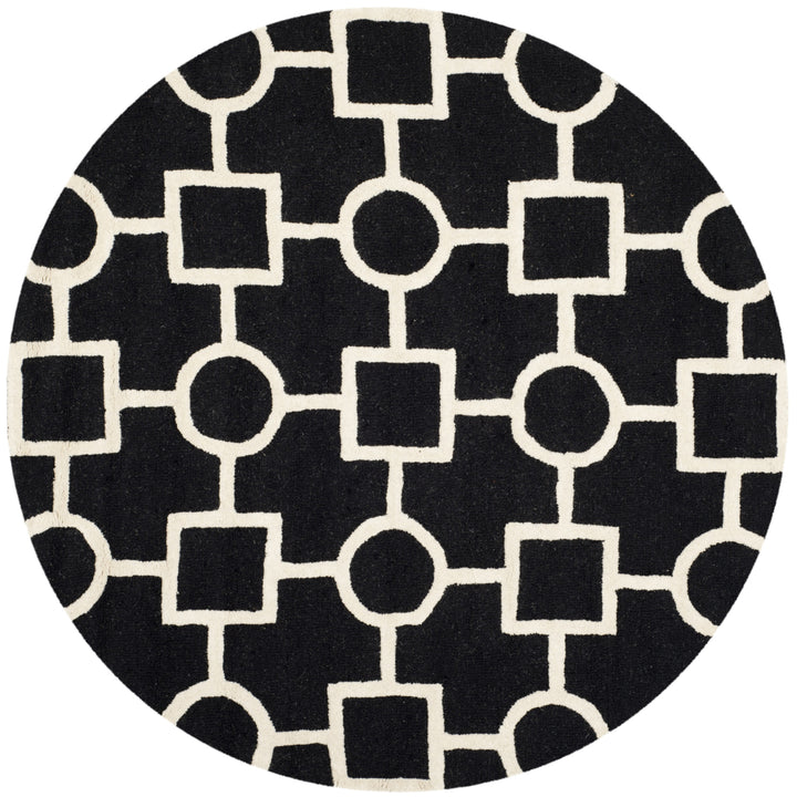 SAFAVIEH Cambridge CAM143E Handmade Black / Ivory Rug Image 4