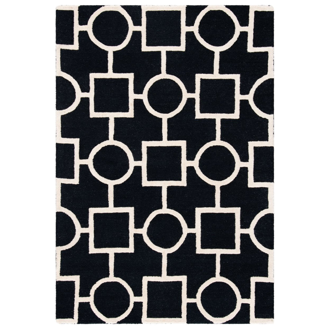 SAFAVIEH Cambridge CAM143E Handmade Black / Ivory Rug Image 1