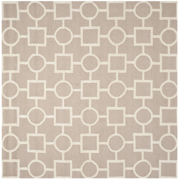 SAFAVIEH Cambridge CAM143J Handmade Beige / Ivory Rug Image 6