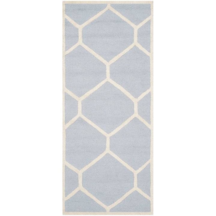 SAFAVIEH Cambridge CAM144A Light Blue / Ivory Rug Image 4