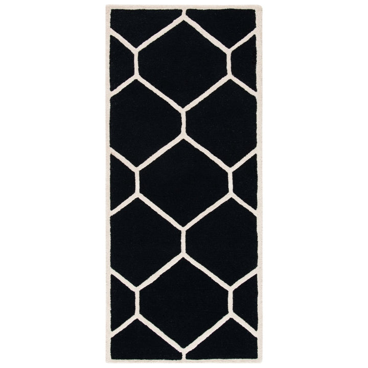 SAFAVIEH Cambridge CAM144E Handmade Black / Ivory Rug Image 5