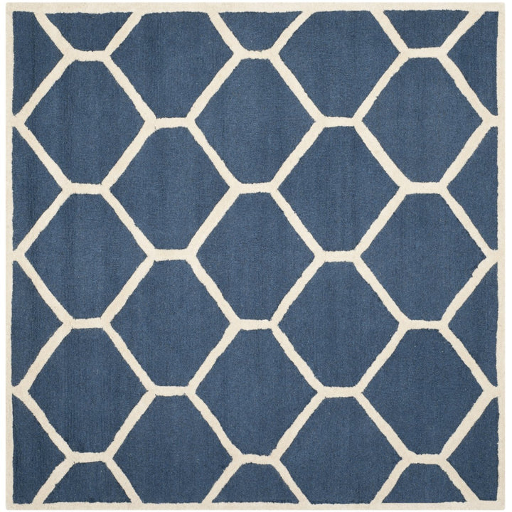 SAFAVIEH Cambridge CAM144G Navy Blue / Ivory Rug Image 1