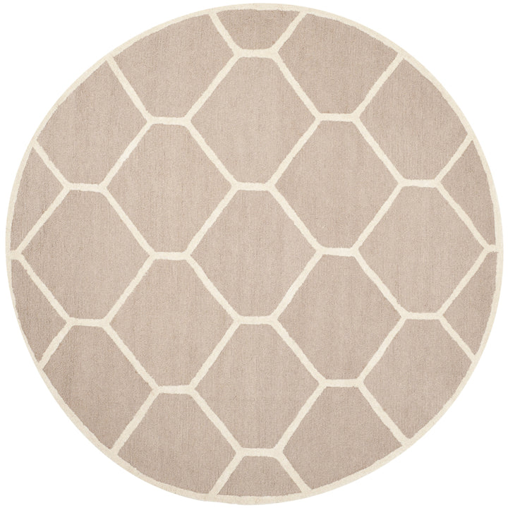 SAFAVIEH Cambridge CAM144J Handmade Beige / Ivory Rug Image 4