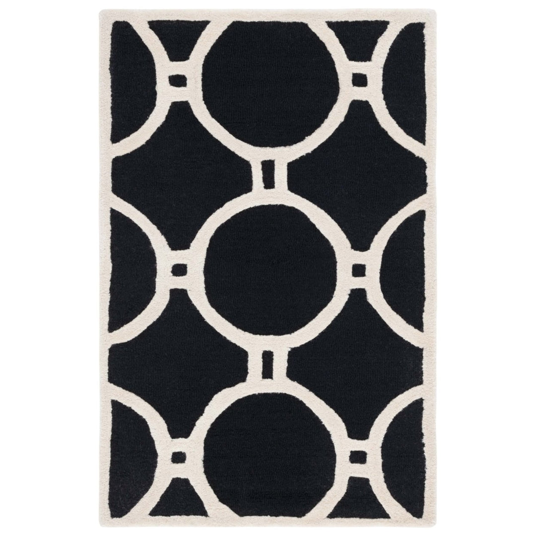 SAFAVIEH Cambridge CAM145E Handmade Black / Ivory Rug Image 1