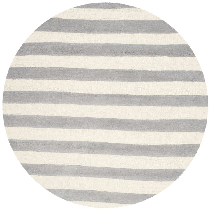 SAFAVIEH Cambridge CAM154A Handmade Grey / Ivory Rug Image 4