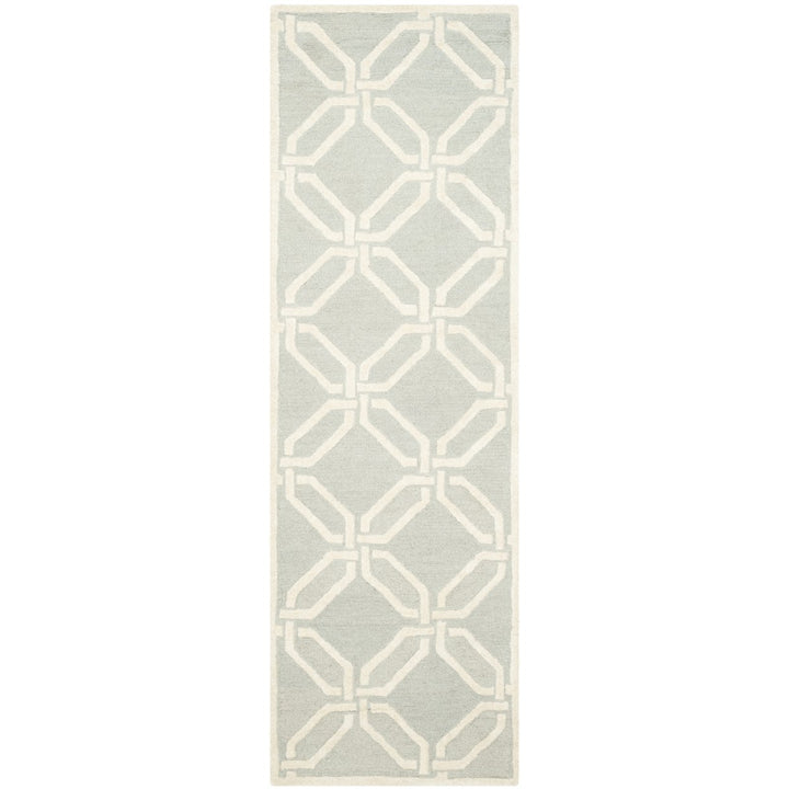 SAFAVIEH Cambridge CAM311L Light Grey / Ivory Rug Image 5