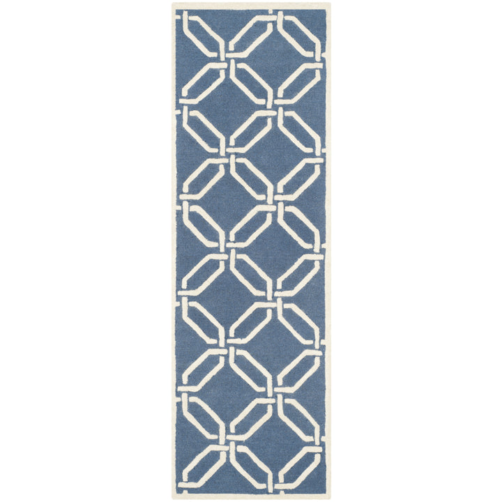 SAFAVIEH Cambridge CAM311M Handmade Navy / Ivory Rug Image 5