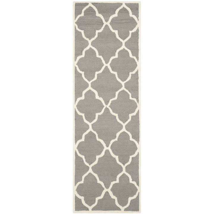 SAFAVIEH Cambridge CAM312D Dark Grey / Ivory Rug Image 1