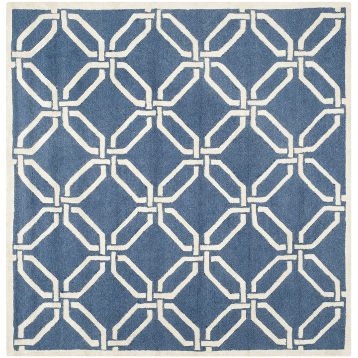 SAFAVIEH Cambridge CAM311M Handmade Navy / Ivory Rug Image 6