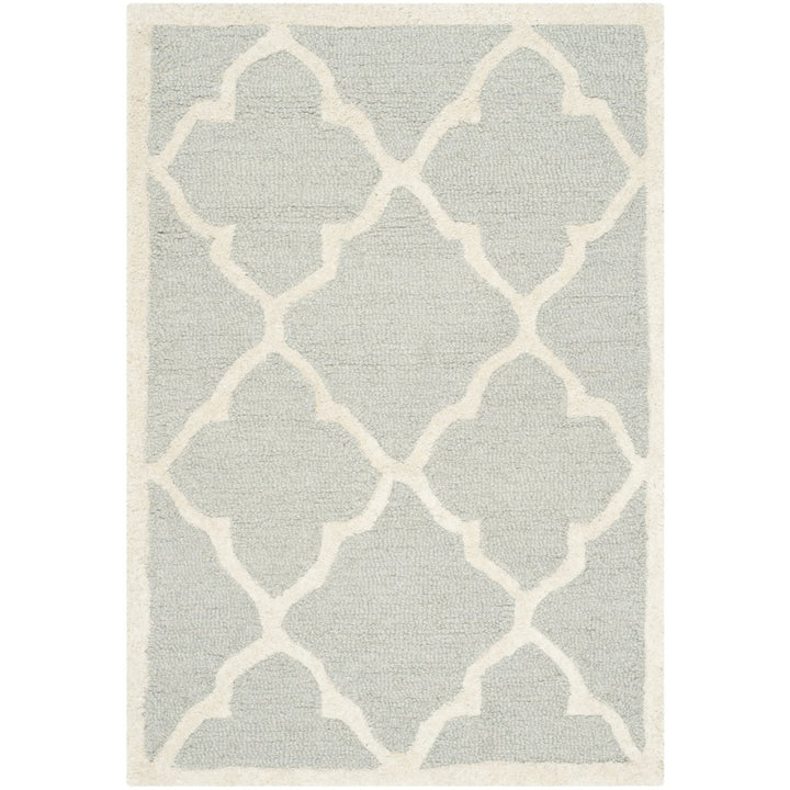 SAFAVIEH Cambridge CAM312L Light Grey / Ivory Rug Image 1