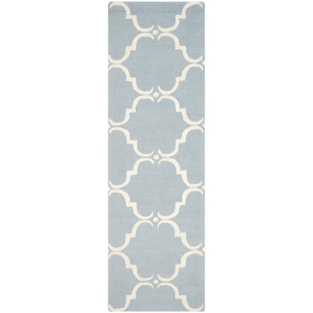 SAFAVIEH Cambridge CAM703B Handmade Blue / Ivory Rug Image 1