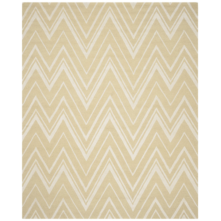 SAFAVIEH Cambridge CAM711L Light Gold / Ivory Rug Image 1