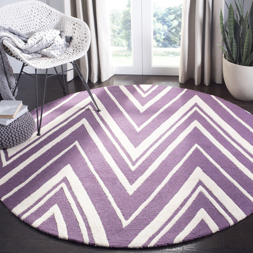 SAFAVIEH Cambridge CAM711P Handmade Purple /Ivory Rug Image 2