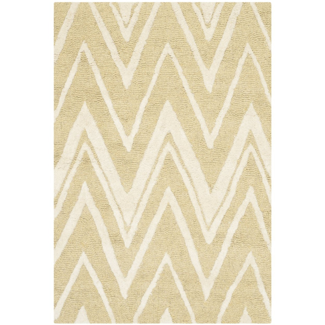 SAFAVIEH Cambridge CAM711L Light Gold / Ivory Rug Image 1