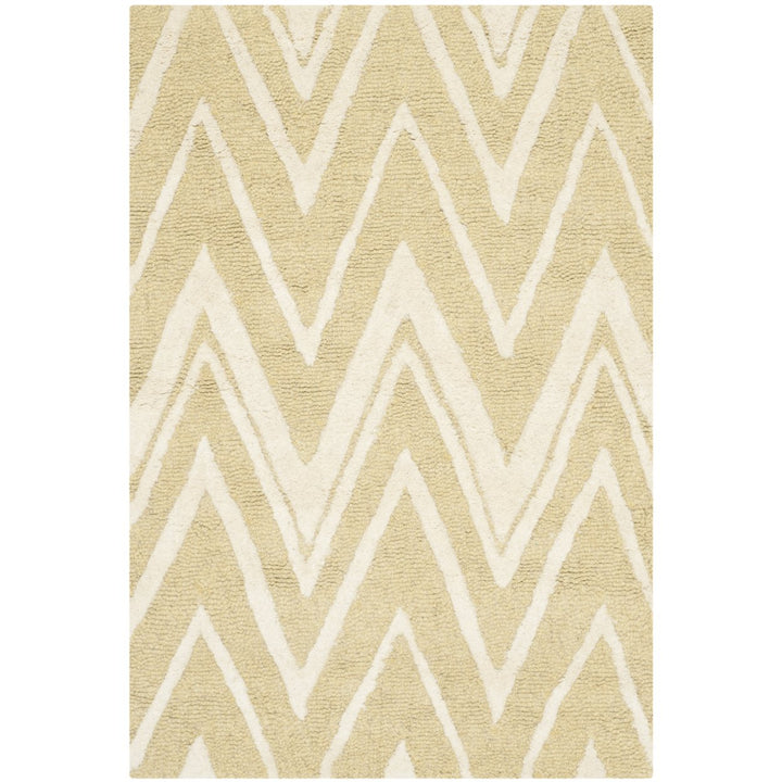 SAFAVIEH Cambridge CAM711L Light Gold / Ivory Rug Image 1